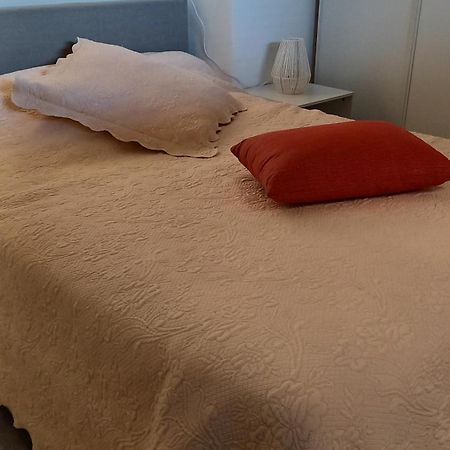 Appartement Individuel En Maison Beaumont-sur-Oise Bagian luar foto