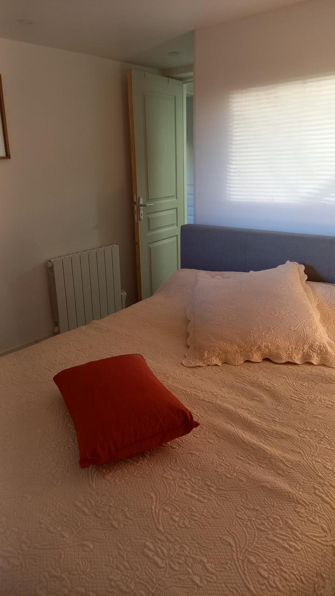 Appartement Individuel En Maison Beaumont-sur-Oise Bagian luar foto